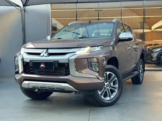 Mitsubishi L200 Triton Sport HPE-S 2.4 CD Dies. AUT 2022