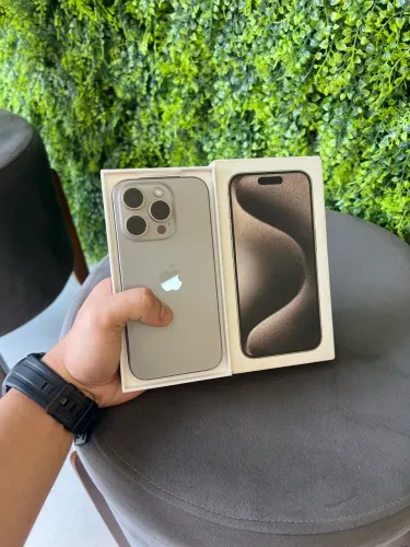 Iphone 15 Pro 128gb todo original