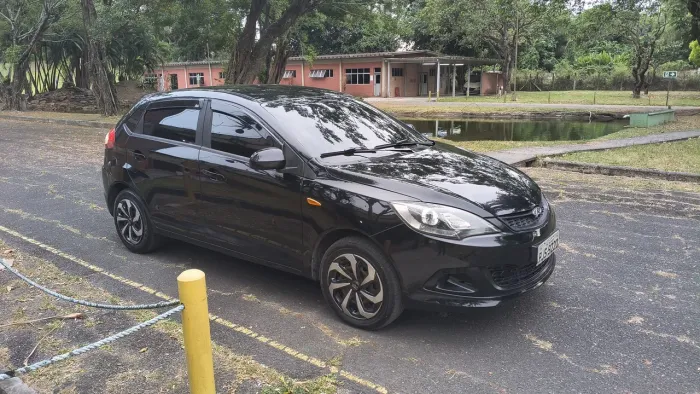 Chery Celer Hatch 1.5 16V Flex 5P 2015