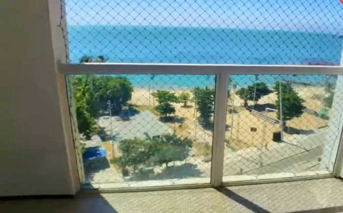 APARTAMENTO A VENDA NA BEIRA MAR