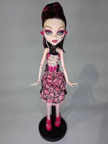 Boneca Monster High Draculaura Dot Dead Gorgeous / Petit Poa Original Mattel