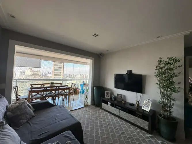 Imóvel para aluguel tem 106 metros quadrados com 3 quartos em Aclimação - São Paulo - SP