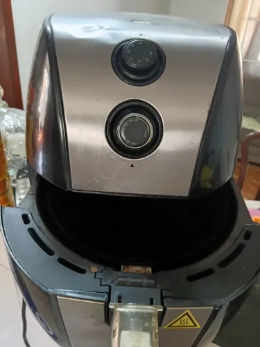 Air fryer 