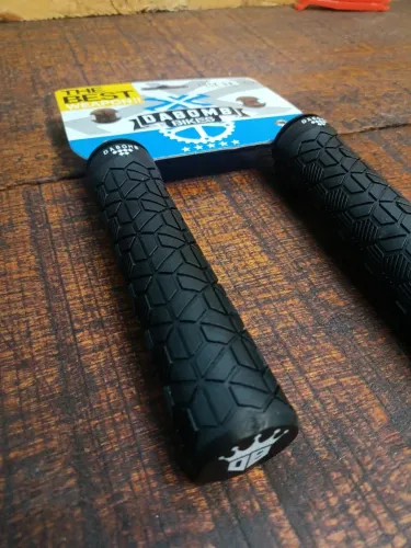 Manoplas DaBomb Charm Novas