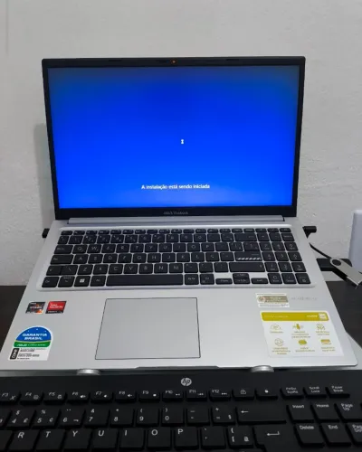 Asus Vivobook 15 AMD Ryzen 7 