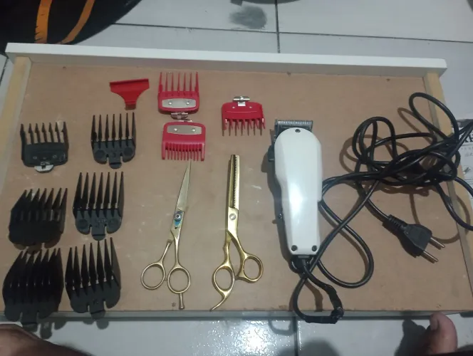 Kit de cortar cabelo máquina tesoura