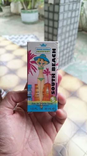 Perfume Paris História