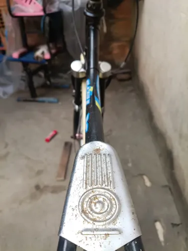 Bicicleta ? Monark cachimbada relíquia 