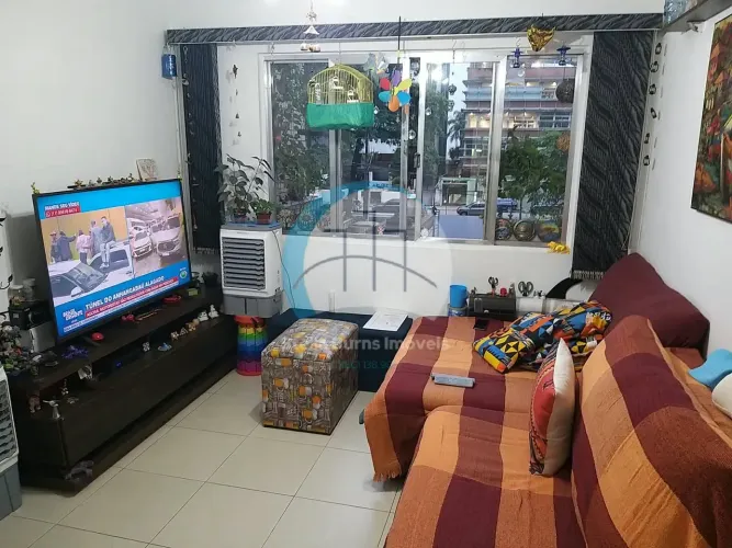 Apartamento 2 quartos na quadra da praia