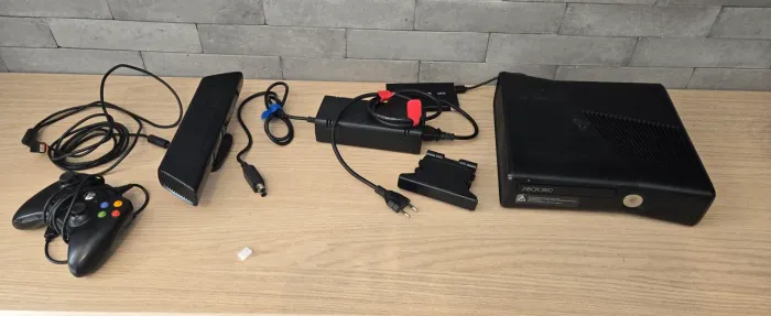Xbox 360 com kicknect desbloqueado vários jogos