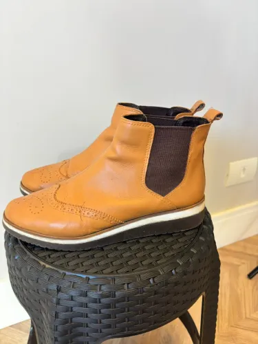 Bota Bege 100% Couro Feminina