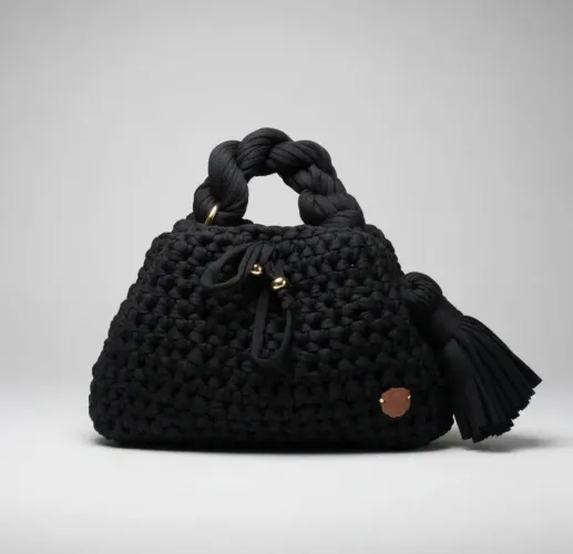 Bolsa crochê Nina pequena de mão