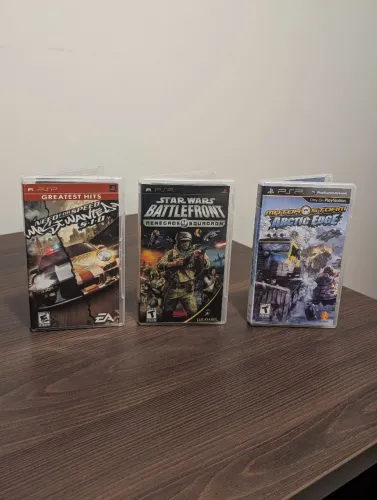 Coleção 3 Jogos de PSP