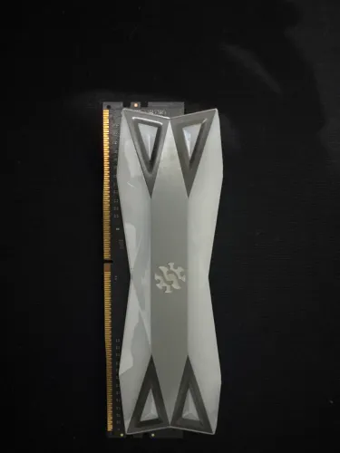 MEMÓRIA RAM DD4 8gb 3000mhz