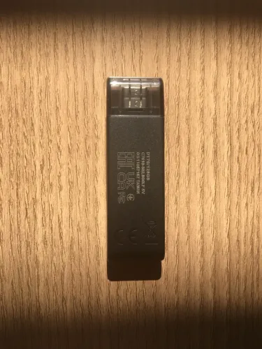 Pen drive para celular Kingston 128GB (Nunca foi usado)