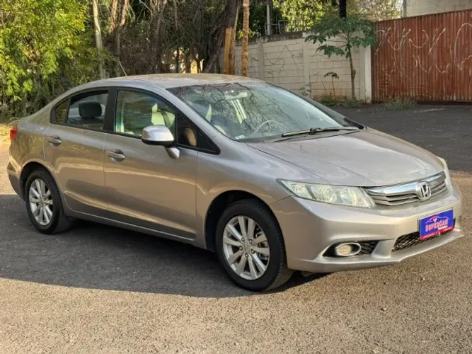 Honda Civic Sedan LXS 1.8/1.8 Flex 16V Aut. 4P 2015