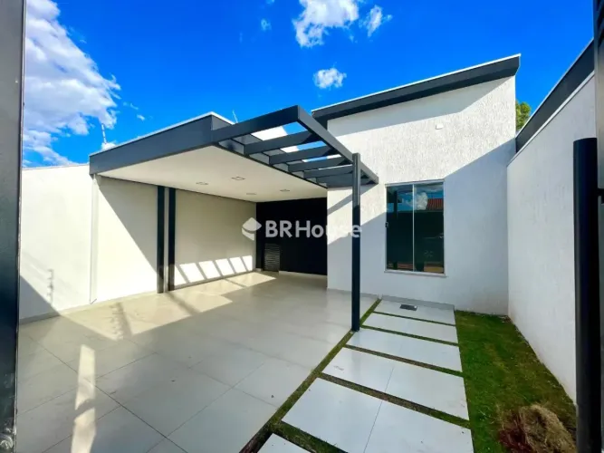 Bairro Seminário | Casa 2 quartos, sendo 1 suite