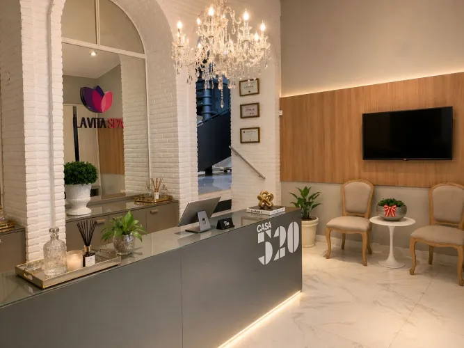 Caminho das Árvores 25m - 40m Salas Comercias