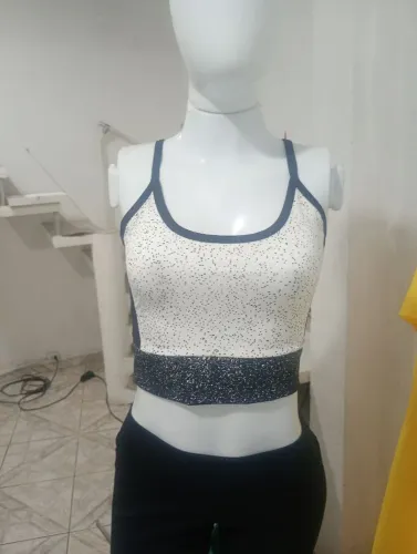 Lote de roupas