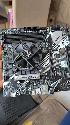 Placa mãe Asrock B365M-0EM+ processador i5 geração 9400f  com cooler box intel 