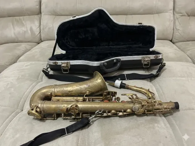 Saxofone Alto Conn Vintage (americano) Anos 70 Raridade