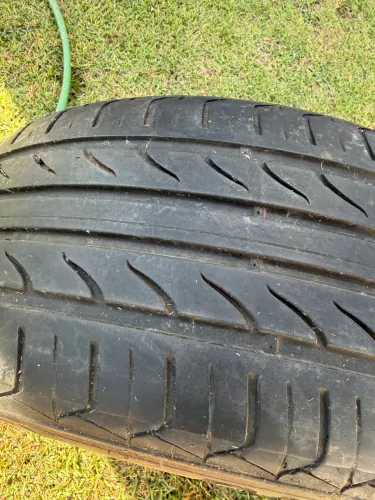 2 Pneus aro 17 Delinte DH3 RFT = versão Run Flat 