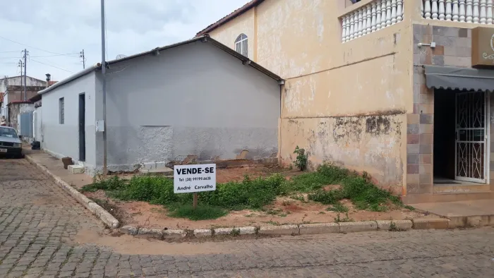 Oportunidade! Terreno de Esquina localizado no Centro de 33,30 metros quadrados