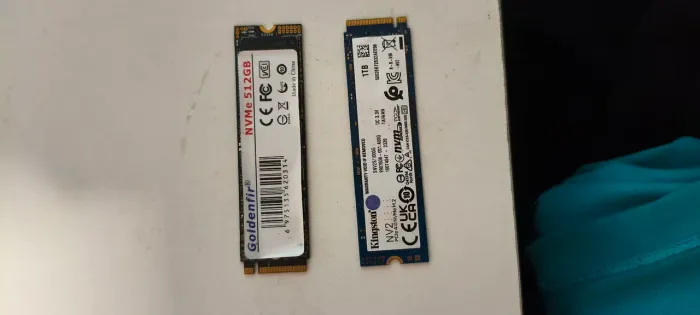 SSD de 1TB e SSD de 512 GB