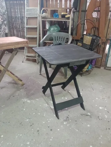 Mesa dobrável preta