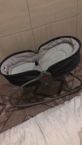 Vendo cadeirinha de bebê que vibra
