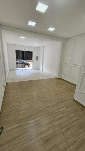 Sala comercial para locação avenida Presidente Marque.  Excelente oportunidade