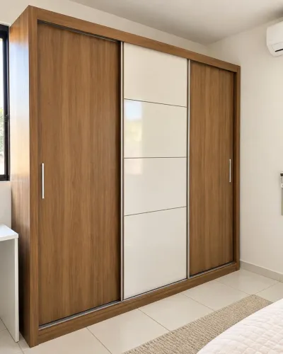Guarda roupa casal 3 portas