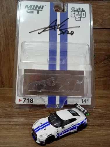 Miniatura Salão Diecast 5 Mini Gt Lb Works Nissan Gt-r 2024