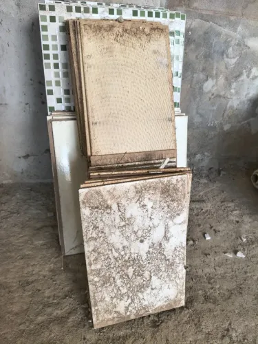 Doação de sobra de pisos