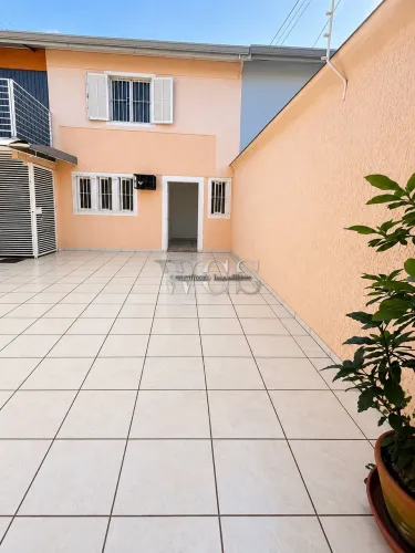 Casa para Locação Residencial ou Comercial na Vila Lisboa | 2 Dormitórios | 1 Suíte | 1 Va