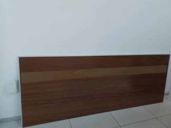 Cabeceira de cama com 2 criados mudo