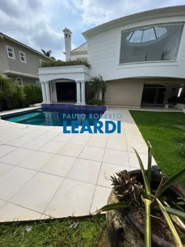 CASA EM CONDOMÍNIO - TAMBORÉ 2 - SP