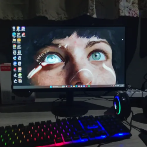 Pc gamer recém montado, ótimo para jogos e tarefas mais pesadas.