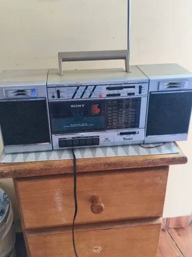 Rádio m micro system Sony  fucionando perfeito 