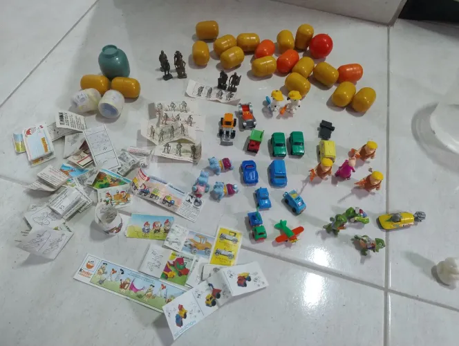 Brinquedo antigo Kinder ovo anos 90