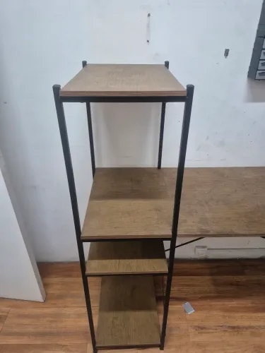 Mesa para computador e estudos