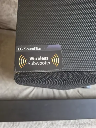 SoundBar LG Wireless vendendo no precinho pra sair rapido.. leia a publicação