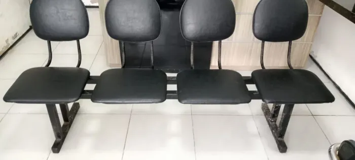 Cadeira de 4 lugares multiuso 
