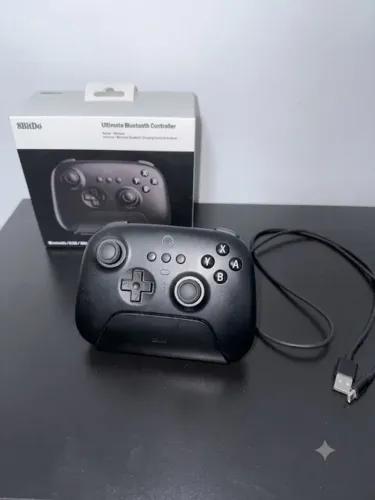 Controle Joystick 8BitDo Ultimate com base de carregamento