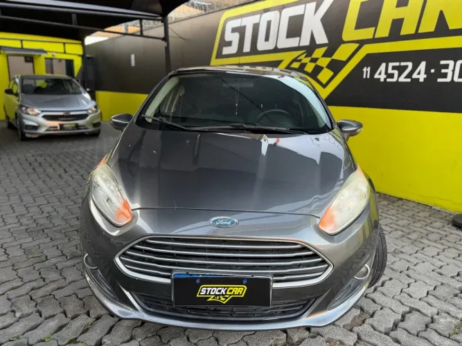 Ford Fiesta SE 1.6 16V Flex 5P 2015