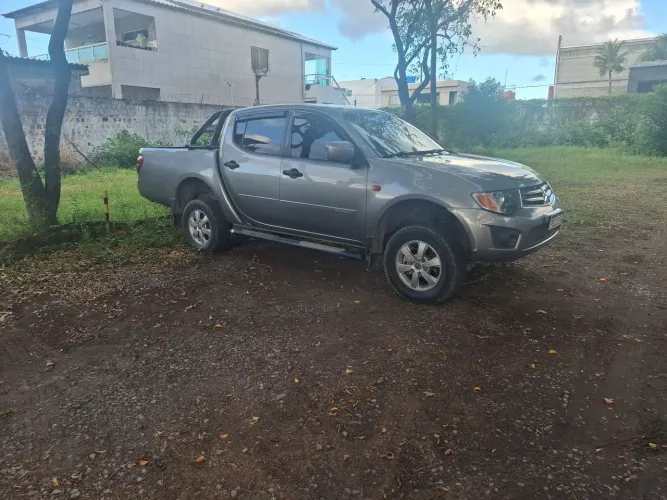 Mitsubishi L200 Triton GLX 3.2 CD TB Int.diesel MEC 2014