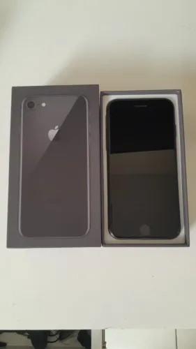 iPhone 8 - 256GB - Semi-novo