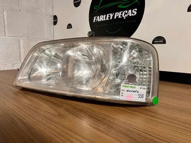 Farol Fiat Ducato L/E 2006 a 2012 original