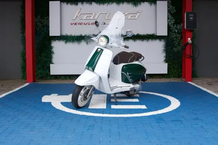 MOTORINO LAMBRETTA 150LT 2017