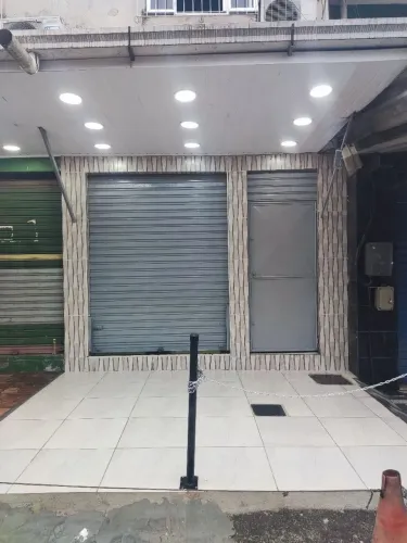 Alugo loja no centro de Santa Cruz da Serra